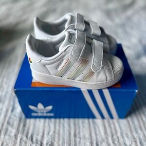 Adidas Superstar LED lights sneaker (kids)